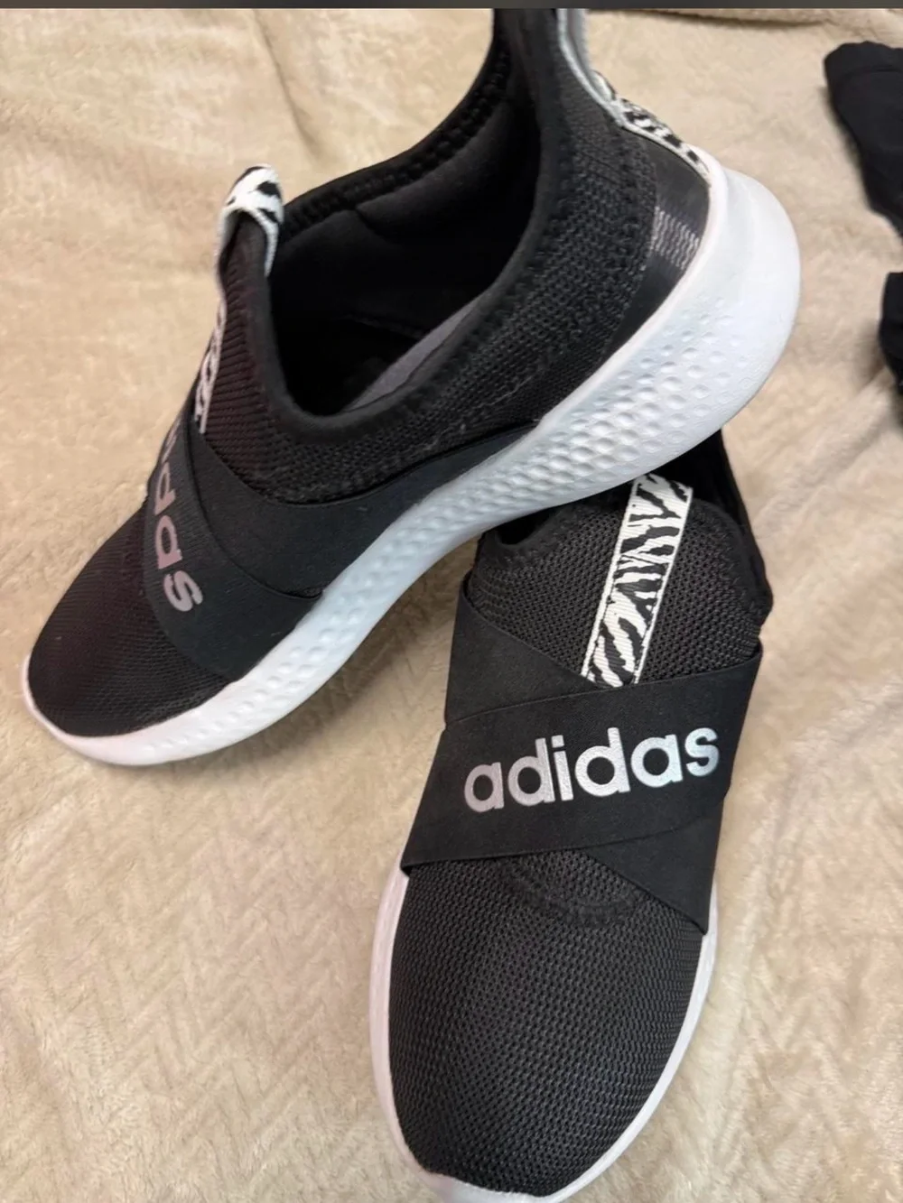 adidas womens Black Slip-On Athletic Shoes with Zebra Tab NWT never worn